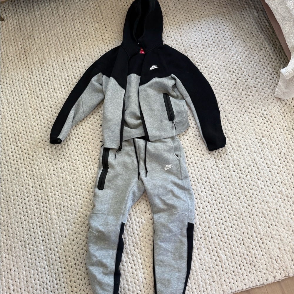 Nike Black and Gray Tracksuit